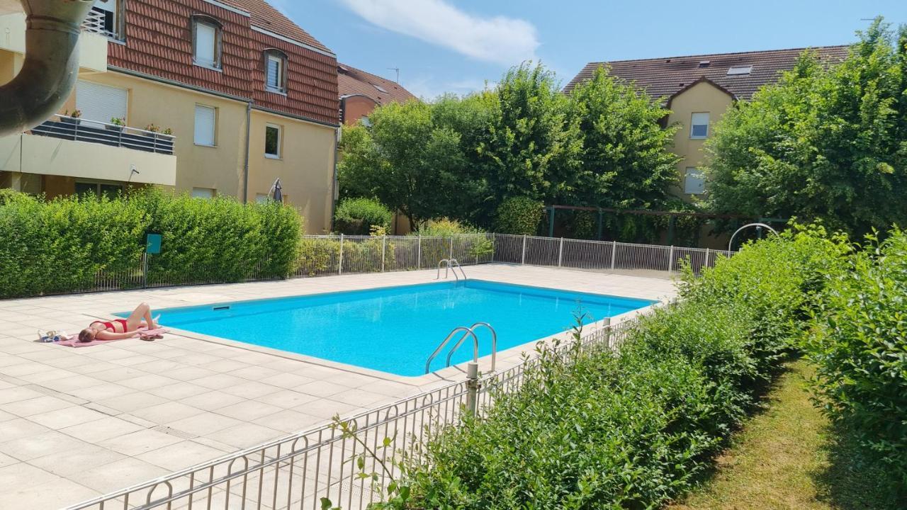 Beaune Appartement Avec Parking Et Wifi Gratuit 外观 照片